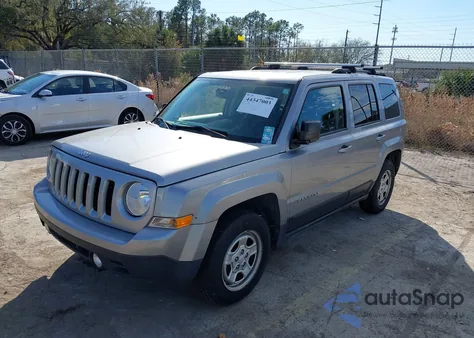 2017 Jeep Patriot Sport Fwd z USA, uszkodzony, nr VIN 1C4NJPBA6HD141113